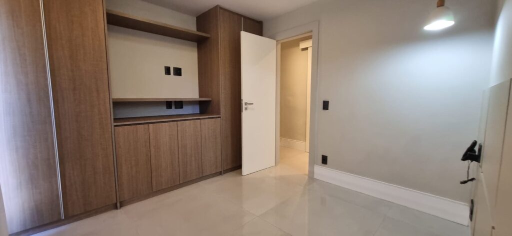 WhatsApp Image 2025-09-19 at 14.27.35 (3)