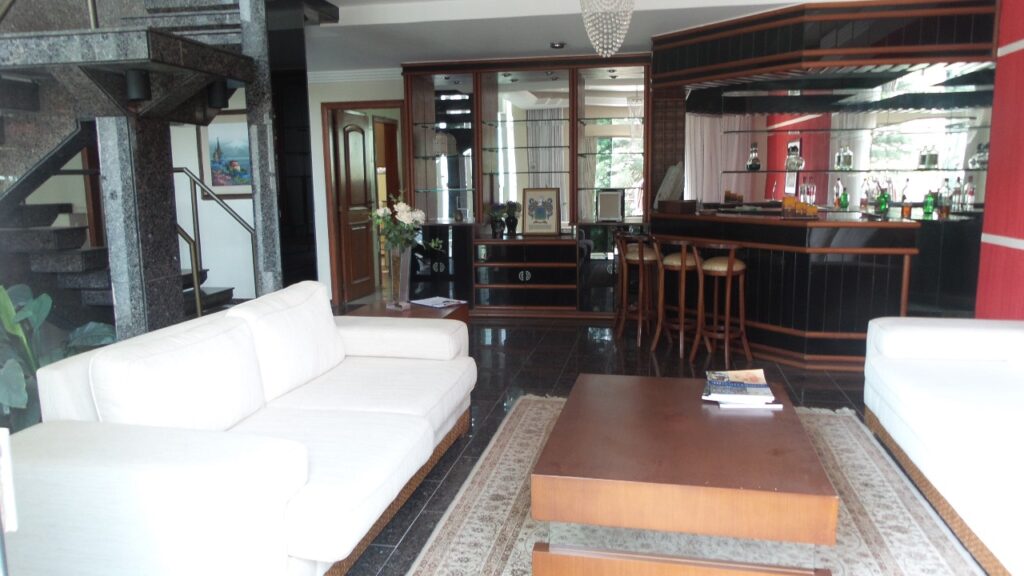 WhatsApp Image 2025-10-01 at 20.18.55 (2)