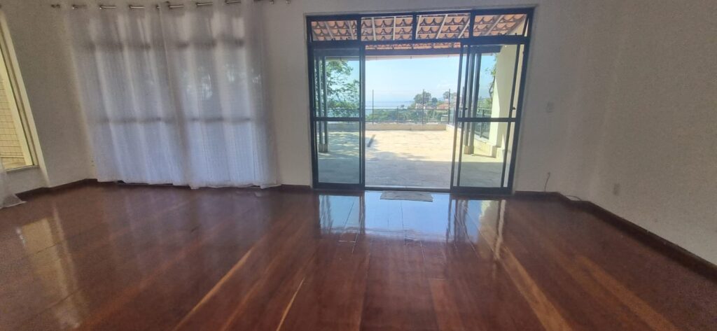 WhatsApp Image 2025-10-06 at 21.32.58 (3)