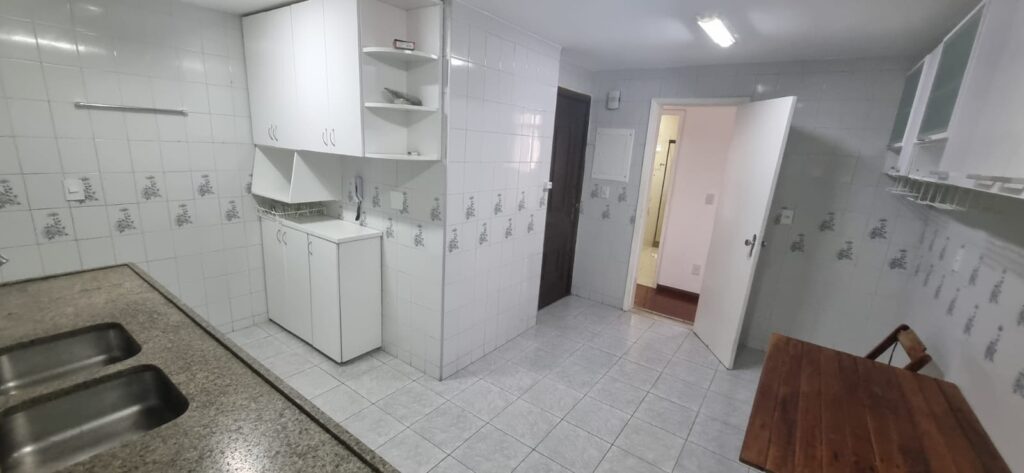 WhatsApp Image 2025-10-06 at 21.33.01 (3)