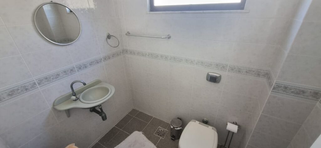 WhatsApp Image 2025-10-06 at 21.33.02 (2)