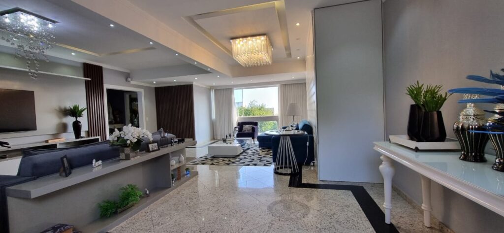 WhatsApp Image 2025-10-06 at 21.40.04