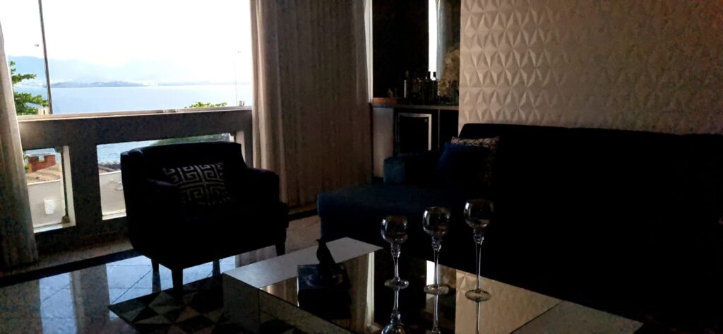 WhatsApp Image 2025-10-06 at 21.40.06 (2)