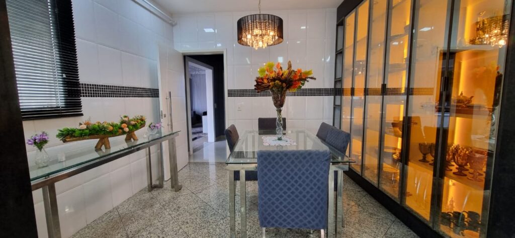 WhatsApp Image 2025-10-06 at 21.40.08 (2)