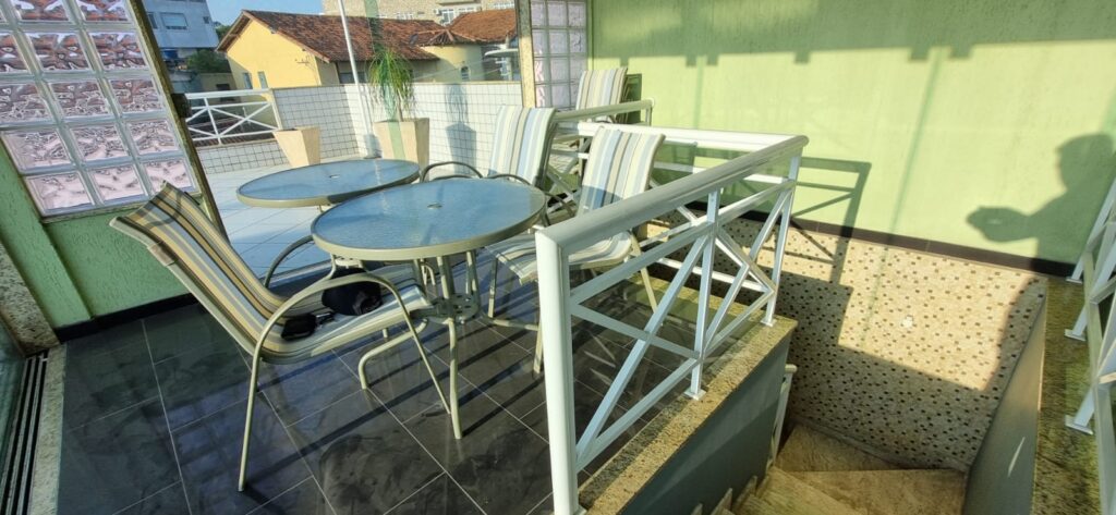 WhatsApp Image 2025-10-06 at 21.40.13 (2)