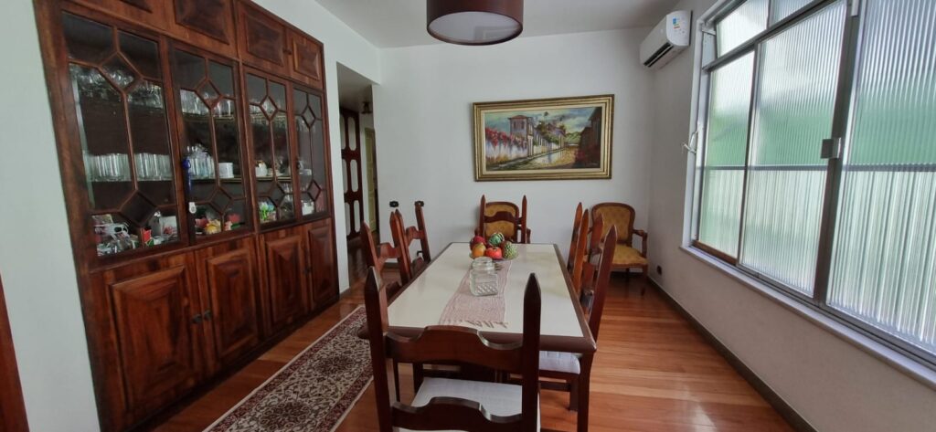 WhatsApp Image 2025-10-06 at 21.45.52 (1)