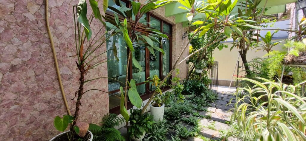 WhatsApp Image 2025-10-06 at 21.45.52