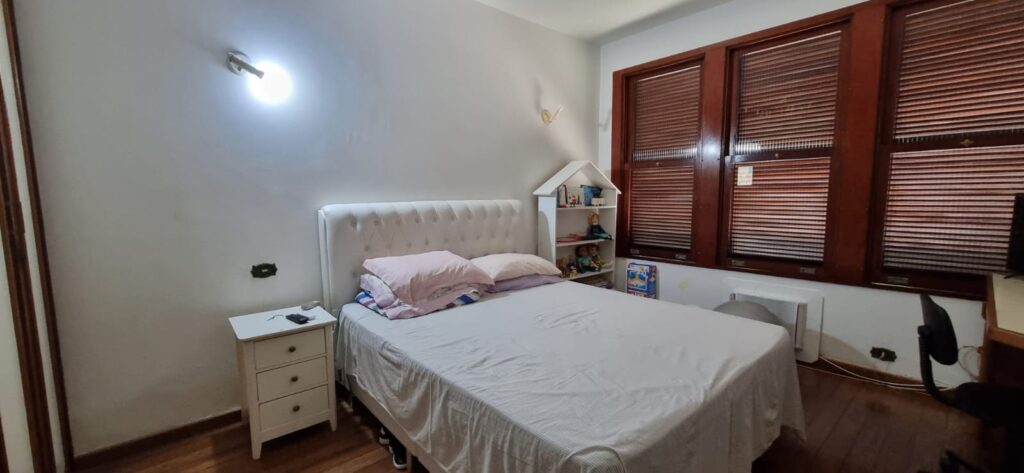 WhatsApp Image 2025-10-06 at 21.45.53 (1)