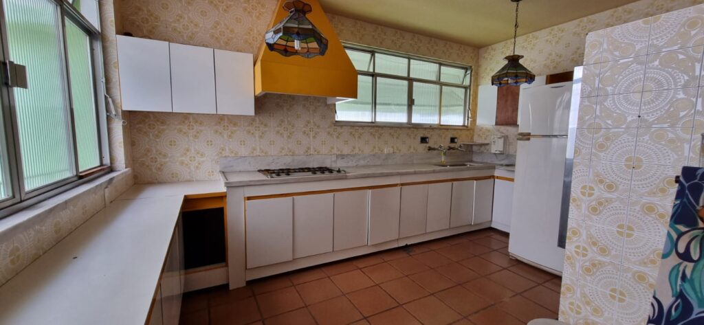 WhatsApp Image 2025-10-06 at 21.45.59 (2)