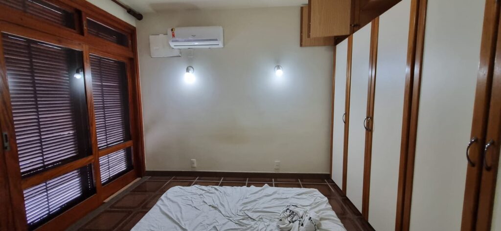 WhatsApp Image 2025-10-06 at 21.46.00 (4)