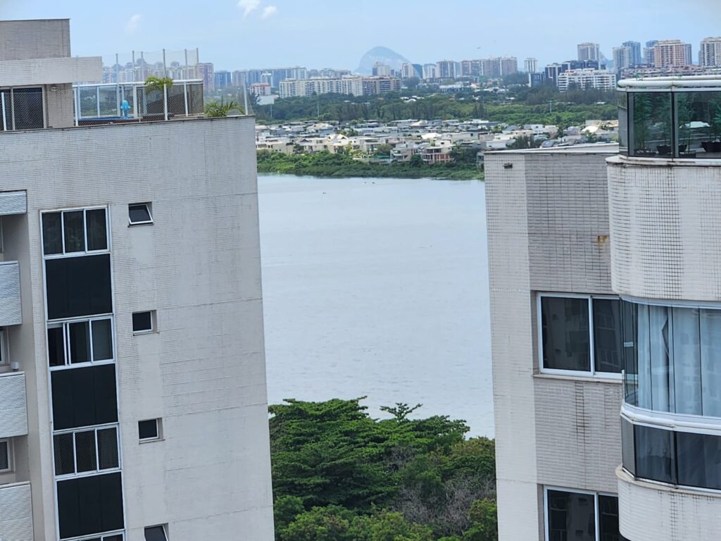 WhatsApp Image 2025-10-09 at 09.34.37 (2)