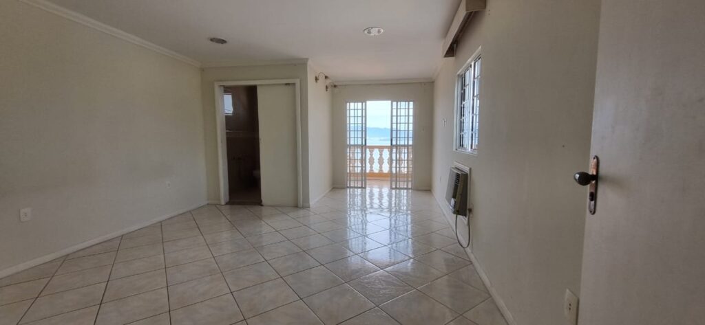 WhatsApp Image 2025-10-16 at 10.28.36 (3)