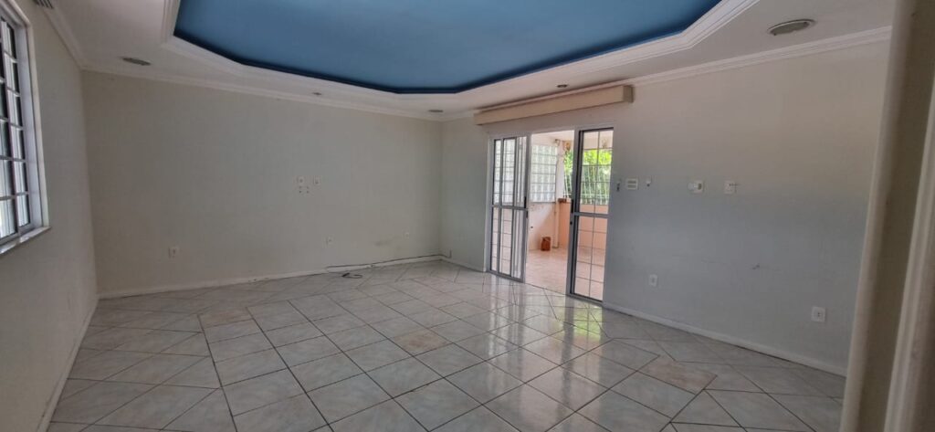 WhatsApp Image 2025-10-16 at 10.28.37 (2)