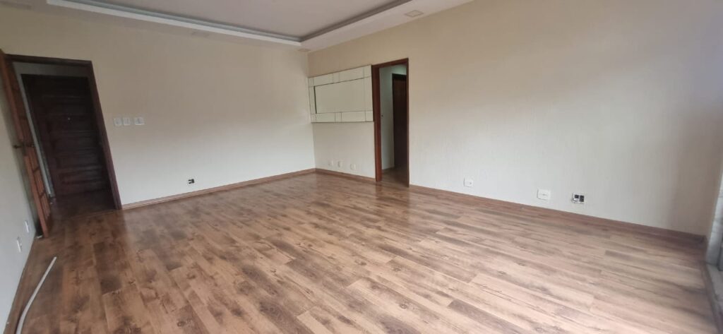 WhatsApp Image 2025-10-16 at 11.20.36 (2)