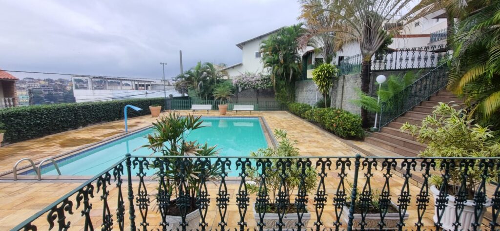 WhatsApp Image 2025-10-16 at 14.58.41 (2)