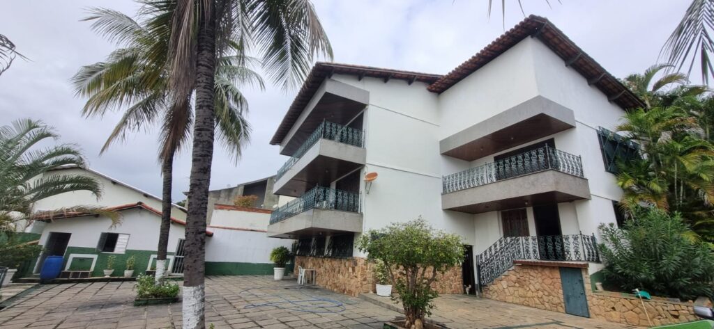 WhatsApp Image 2025-10-16 at 14.58.43 (1)