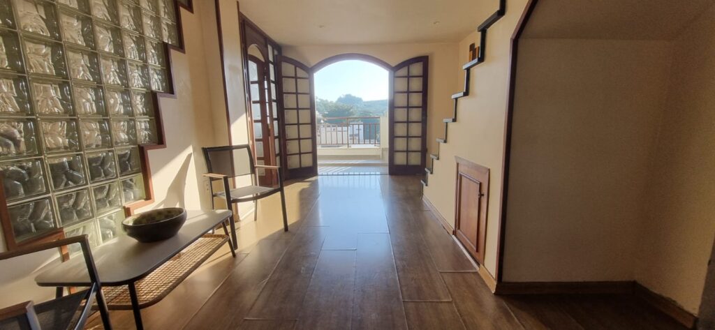 WhatsApp Image 2025-10-08 at 18.05.06