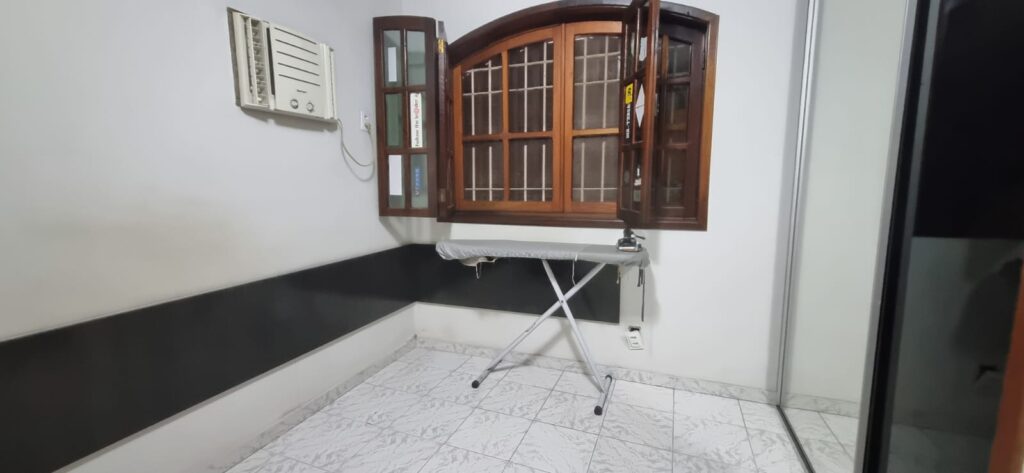 WhatsApp Image 2025-10-08 at 18.05.07